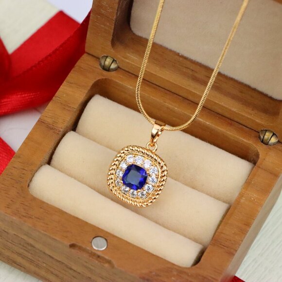 "Elegant Blue Square Pendant with Sparkling Crystal Border, XPPT1664 - Picture 6 of 13